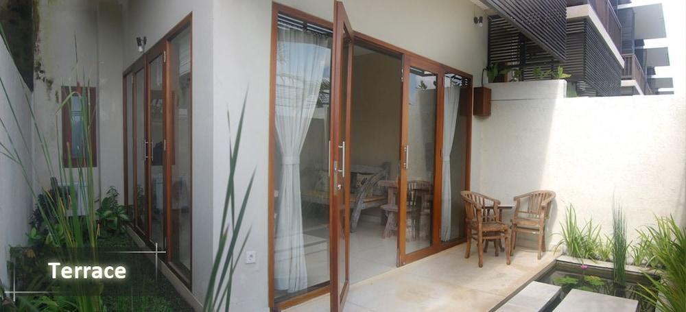Отель Sayang Sanur Terrace House Экстерьер фото