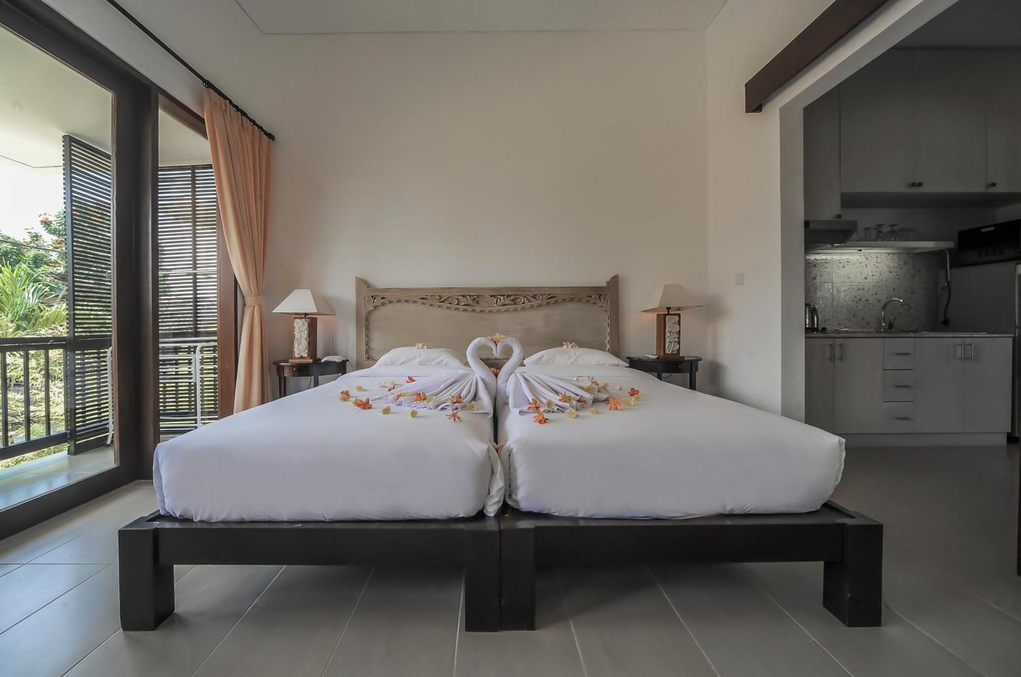 Отель Sayang Sanur Terrace House Экстерьер фото