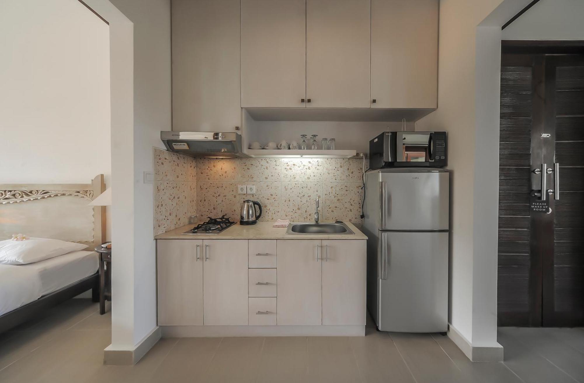 Отель Sayang Sanur Terrace House Экстерьер фото